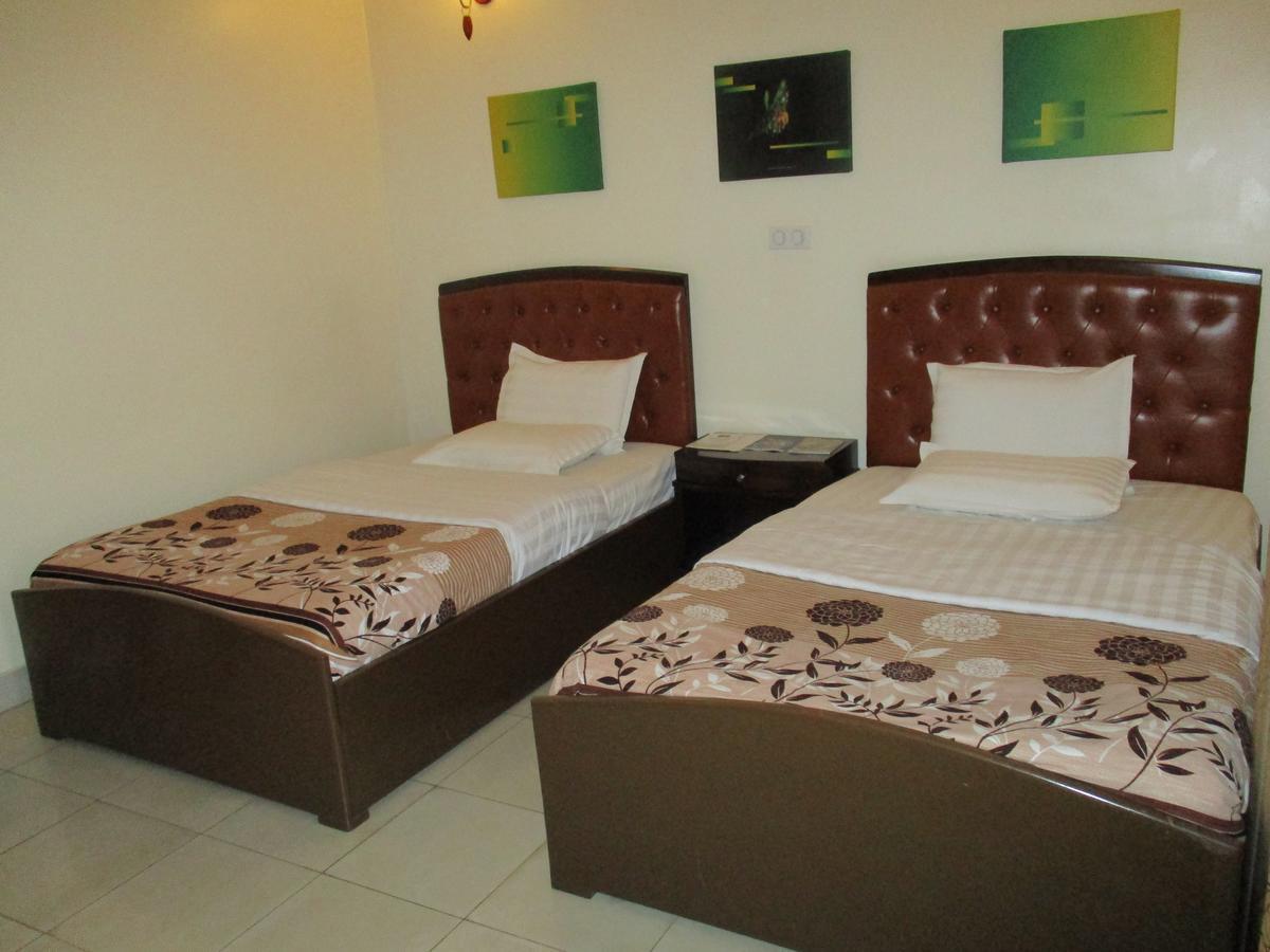 Amaris Hotel Kigali Exterior foto